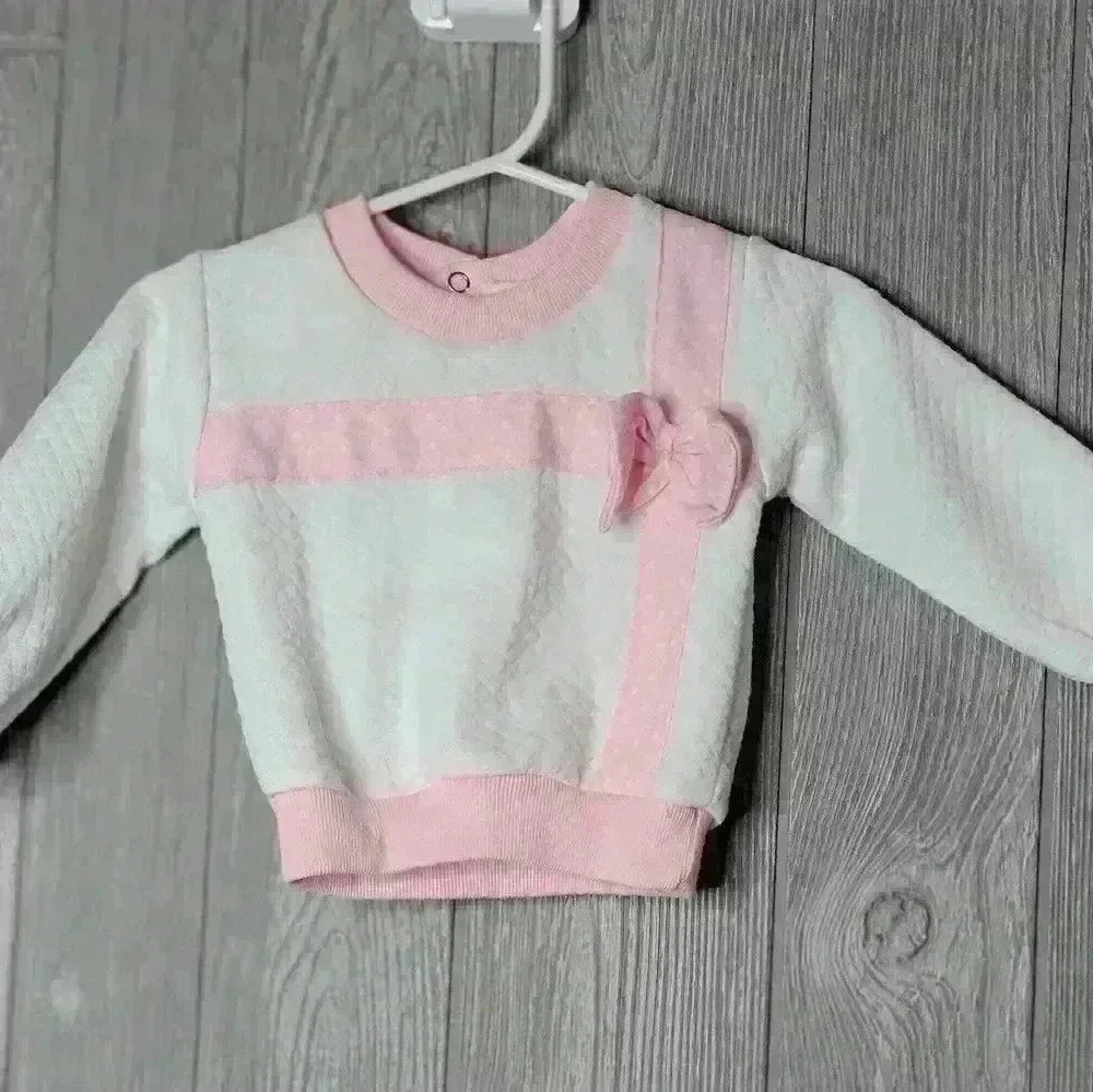 Vintage 1990 L'angel (by Oneita) Long Sleeve Sweatshirt.